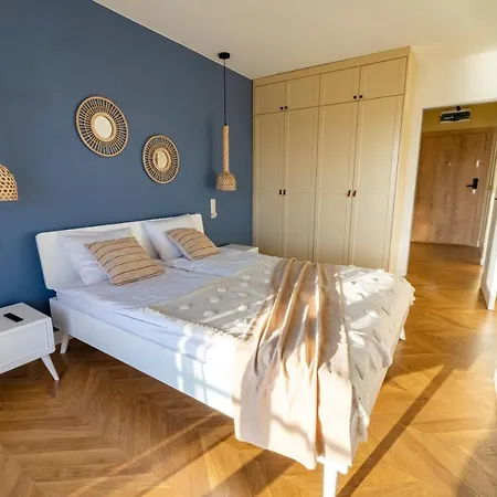 Odnowa Z Widokiem Na Morze, Basen I Jacuzzi Appartamento