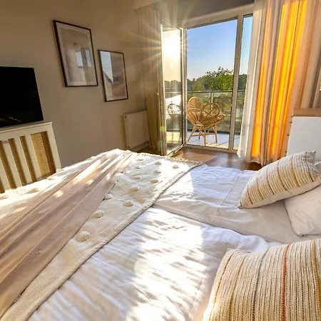 Odnowa Z Widokiem Na Morze, Basen I Jacuzzi Appartamento