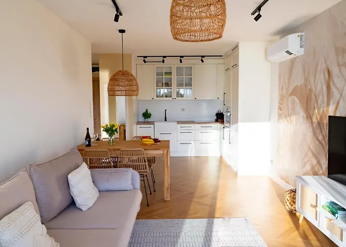 Appartamento Odnowa Z Widokiem Na Morze, Basen I Jacuzzi