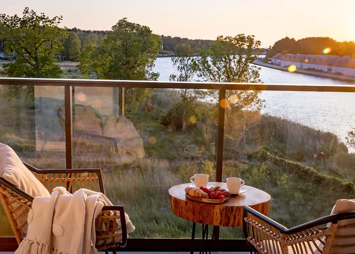 Lägenhet Odnowa Z Widokiem Na Morze, Basen I Jacuzzi Dziwnów