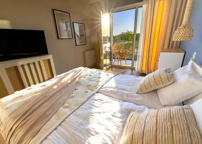 Odnowa Z Widokiem Na Morze, Basen I Jacuzzi Appartamento